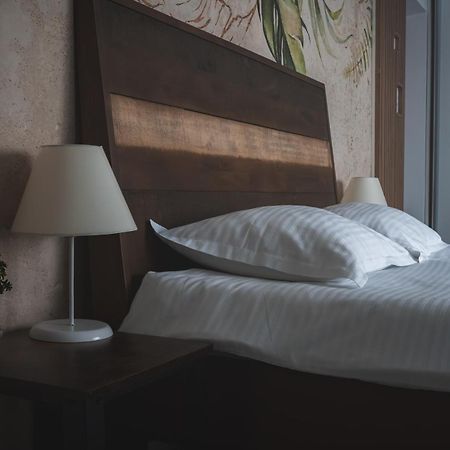 Sincai City Center Apartment Bukares Bagian luar foto
