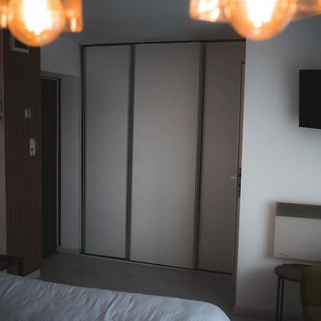 Sincai City Center Apartment Bukares Bagian luar foto